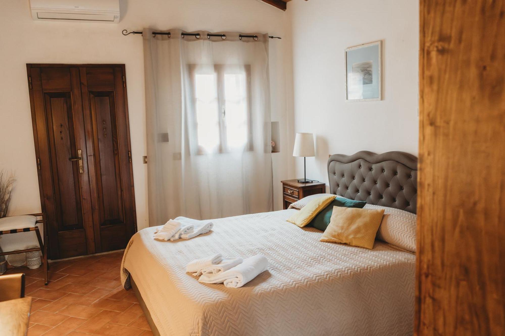 시나룬가 Borgo Terrosi B&B 외부 사진